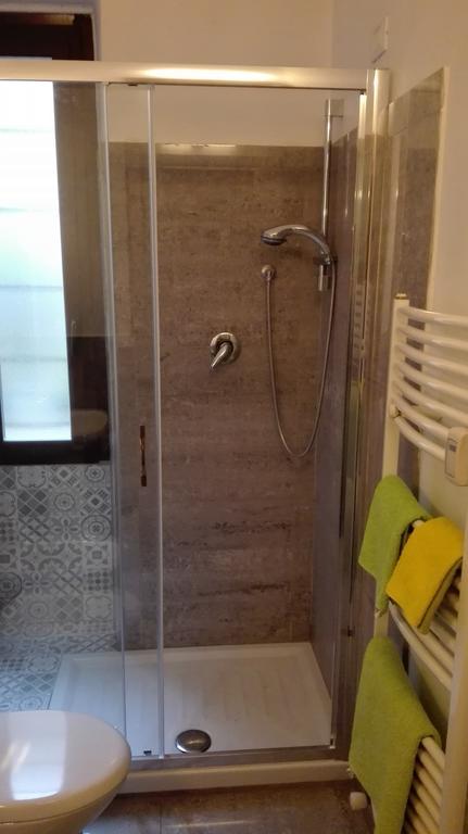 Ca'Cita Guest House Torino ห้อง รูปภาพ