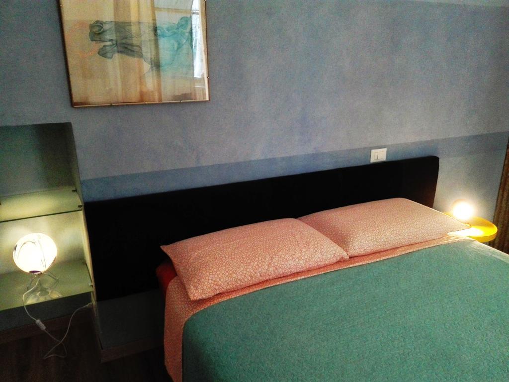 Ca'Cita Guest House Torino ภายนอก รูปภาพ
